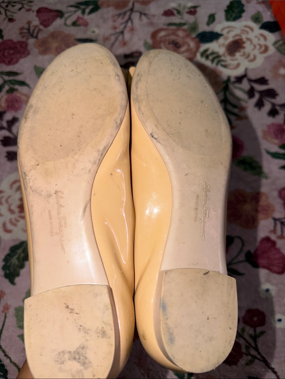 Salvatore Ferragamo Blush Patent Leather Bow Flats with Gold Accent - Picture 5 of 8
